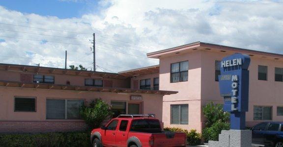 Отель Helen Apartments & Motel