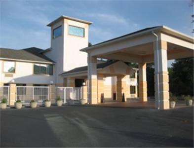 Отель Baymont Inn and Suites Sandersville