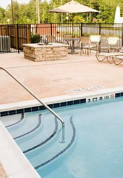 Отель SpringHill Suites Statesboro University Area