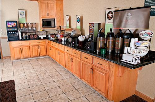 Отель Country Inn & Suites Valdosta