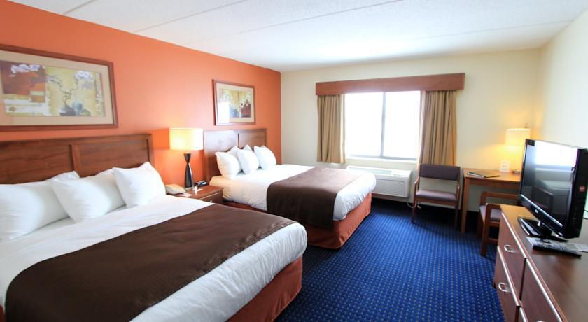Отель AmericInn Cedar Rapids