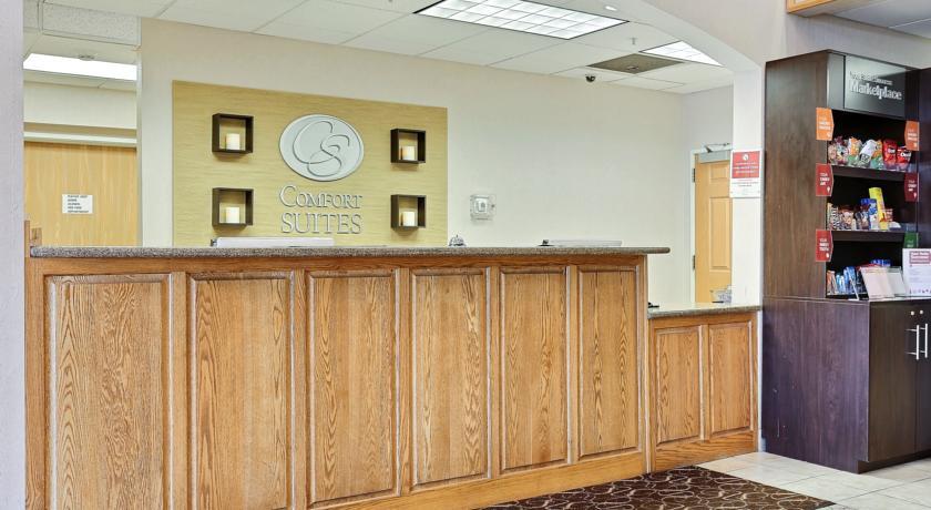 Отель Comfort Suites Boise Airport