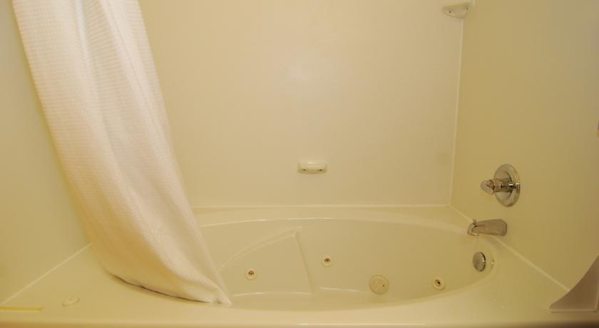 Отель Red Roof Inn and Suites Monee