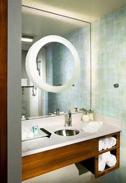 Отель SpringHill Suites Indianapolis Downtown