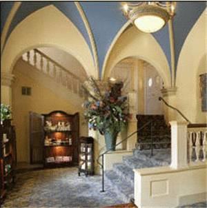 The Villa Inn Restaurant & Spa