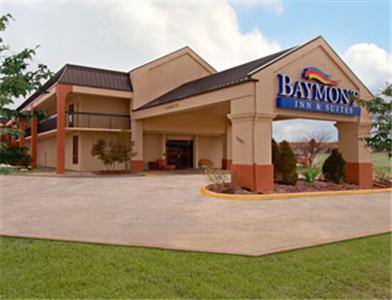 Отель Baymont Inn & Suites Topeka
