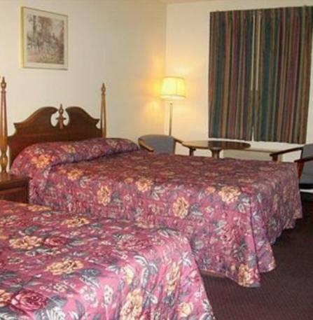 Отель Old Bardstown Inn