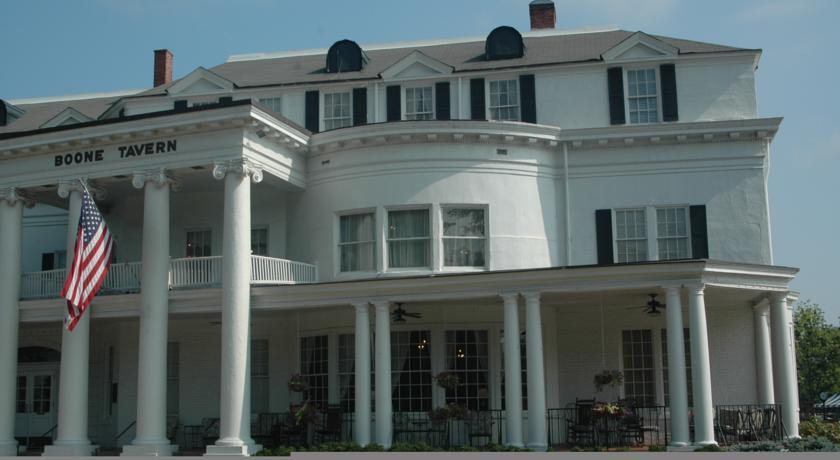 Отель Historic Boone Tavern