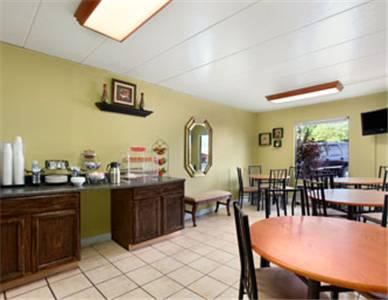 Отель Travelodge-Florence Cincinnati South