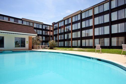 Отель Holiday Inn Patriot-Williamsburg