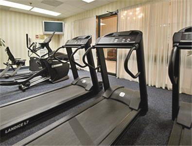 Отель Days Hotel Williamsburg Busch Gardens Area