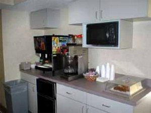 Отель Econo Lodge Inn & Suites