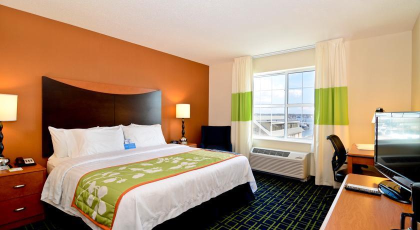 Отель Fairfield Inn and Suites by Marriott New Bedford