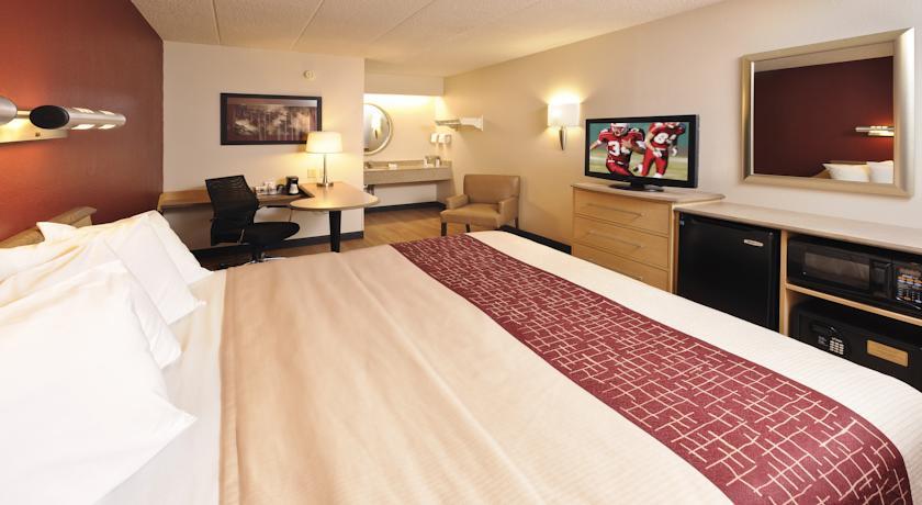 Отель Red Roof Inn Southborough