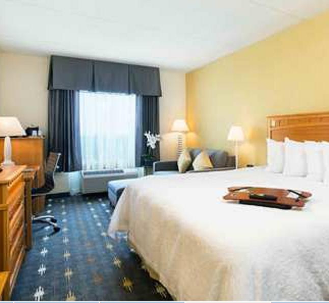 Отель Hampton Inn Hallandale Beach~Aventura