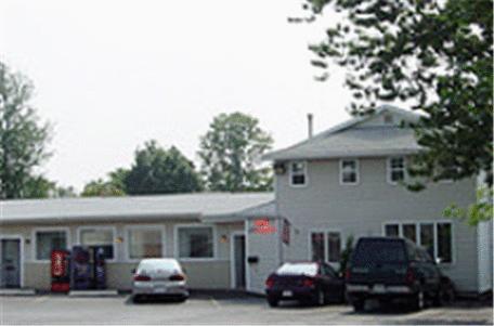 Отель Charlie's Motel
