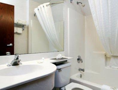 Отель Microtel Inn and Suites Hagerstown
