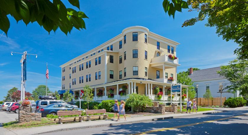 Отель The Colonial Inn