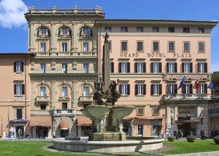Отель Grand Hotel Plaza & Locanda Maggiore