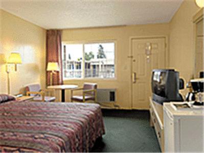 Отель Americas Best Value Inn-Marysville