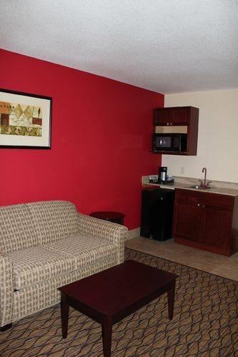 Отель Holiday Inn Express Niles