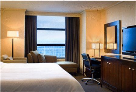 Отель Westin Detroit Metro Airport