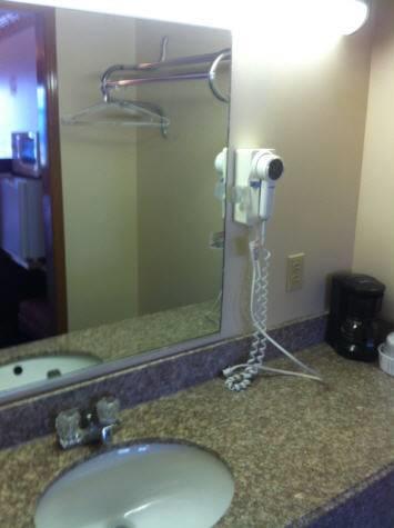 Отель Northgate Inn Saginaw