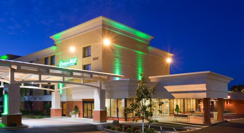 Отель Holiday Inn Bloomington Airport