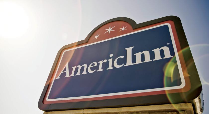 Отель AmericInn Lodge & Suites Sauk Centre