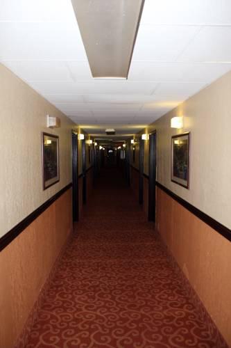 Отель Valustay Inn Shakopee