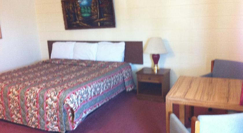 Отель Budget Inn Neosho