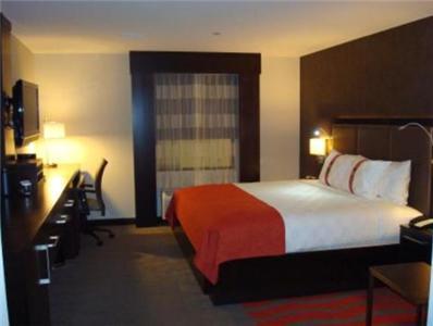 Отель Holiday Inn Newark Airport