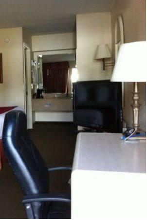 Отель Best Western Airport Inn