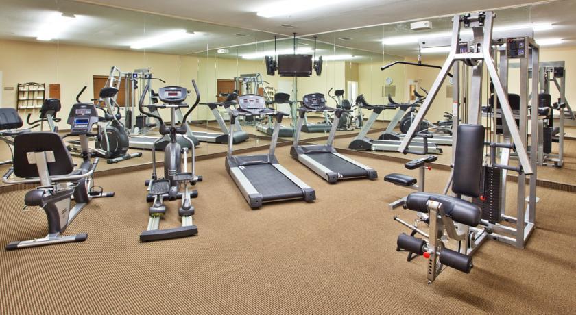 Отель Candlewood Suites Apex Raleigh Area