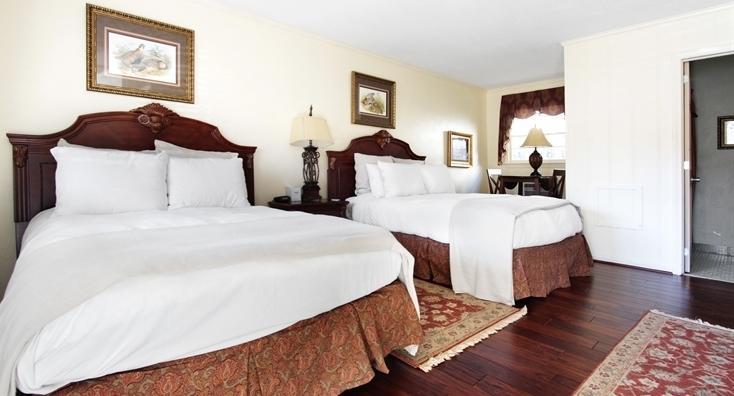 Отель Hillwinds Inn