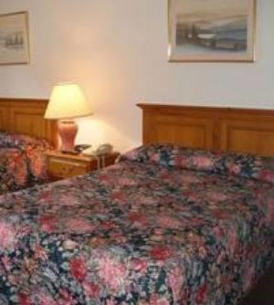 Отель Red Carpet Inn Boone