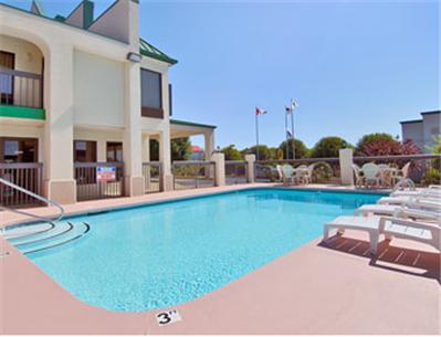 Отель Super 8 Mooresville Lake Norman
