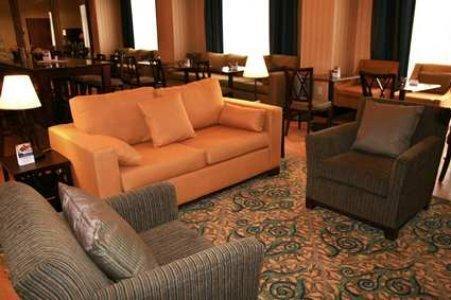 Отель Hampton Inn Roanoke Rapids