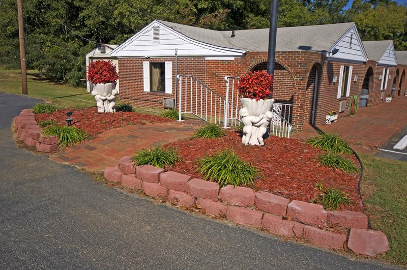 Отель Americas Best Value Inn Rockingham