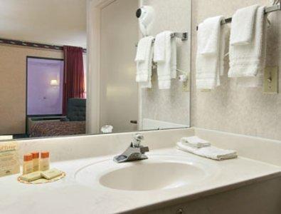 Отель Days Inn Saint Pauls
