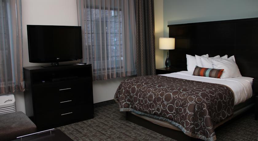 Отель Staybridge Suites Bismarck
