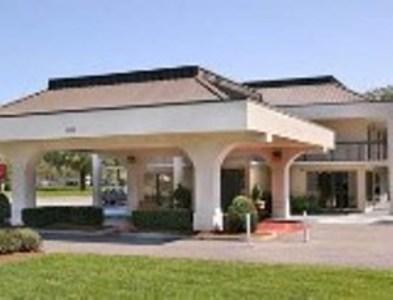 Отель Ramada Inn Norfolk Airport