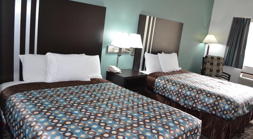 Отель Relax Inn Motel and Suites Omaha