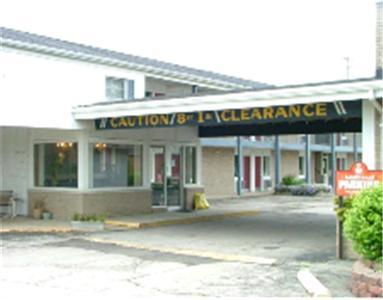 Отель Tecumseh Inn Motel