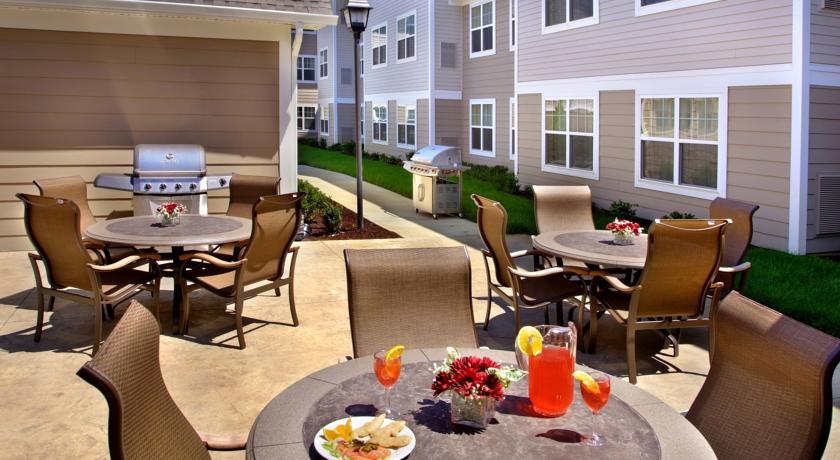Отель Residence Inn Mt. Laurel at Bishop's Gate