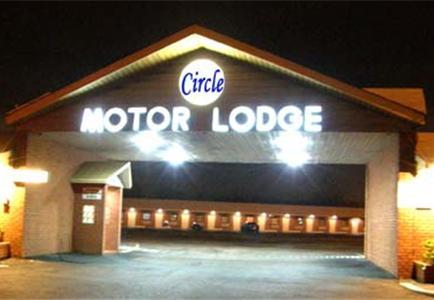 Отель Circle Motor Lodge