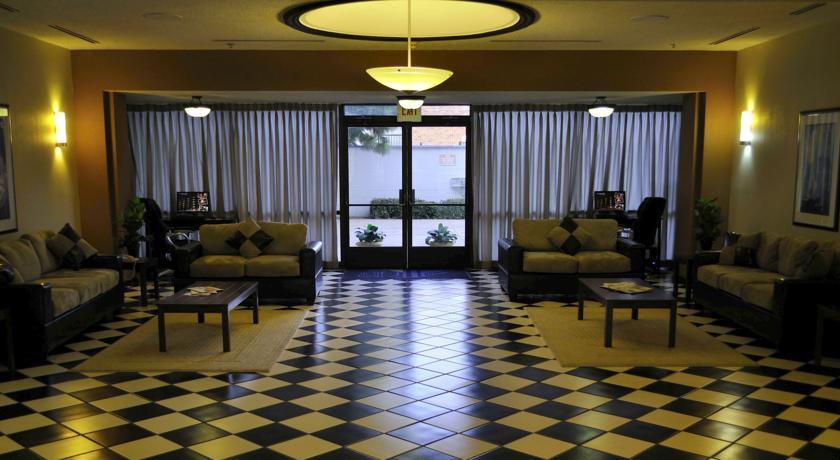 Отель The Hotel Blue