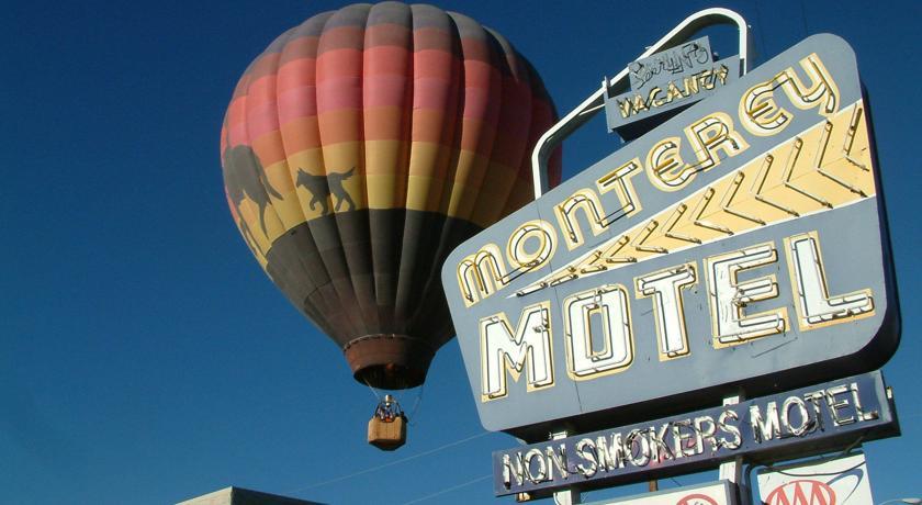 Отель Monterey Non Smokers Motel Old Town