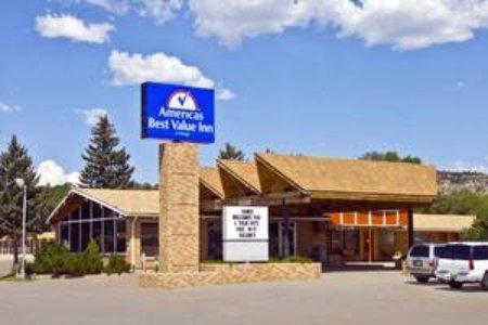 Отель Americas Best Value Inn Raton Sands