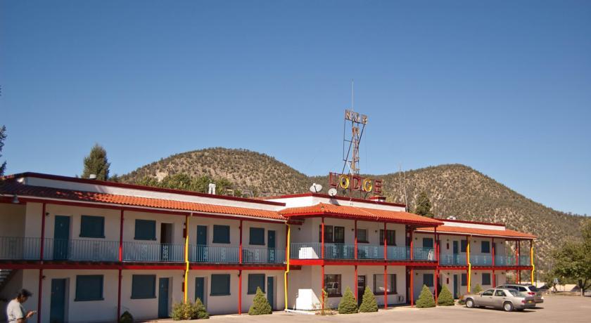 Отель Nob Hill Lodge